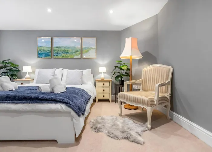 Stylish Apartment Near Norwich Cathedral & Castle