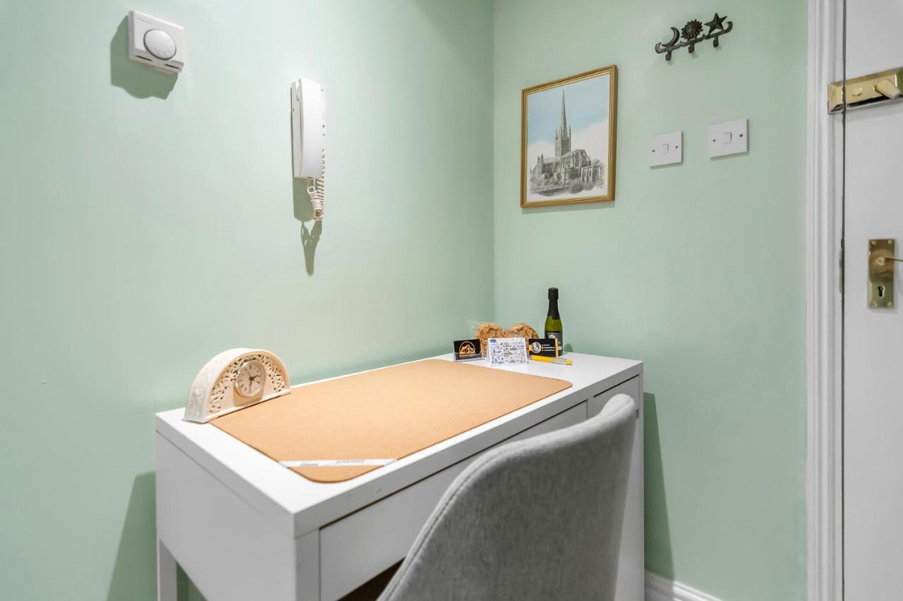 Stylish Apartment Near Norwich Cathedral & Castle Apartment *